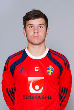 Merlin Nuhanovic, som spelar i P15/99-landslaget