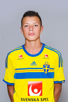 Anel Ahmedhodzic, som spelar i P15/99-landslaget