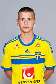 Qendrim Laci , som spelar i P15/99-landslaget