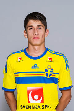 Emre Erdogdu, som spelar i P15/99-landslaget