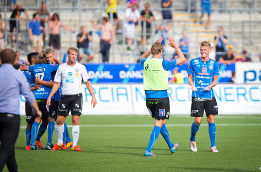 Halmstads Eric Smith gör 1-2 i slutet av matchen och