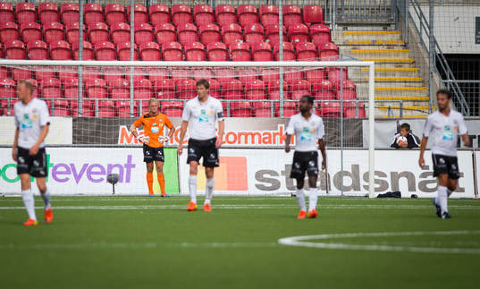 Halmstads Eric Smith gör 1-2 i slutet av matchen och