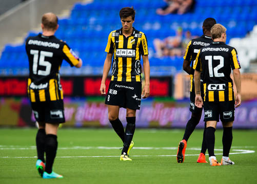 Häckens Ivo Pekalski ser samlad ut innan fotbollsmatchen i