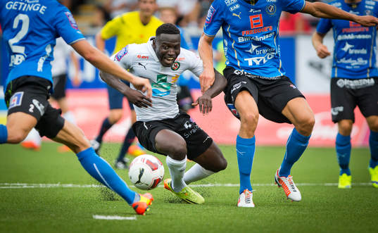 Örebros Alhassan Kamara deppar