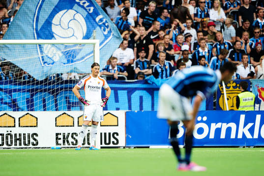 Djurgårdens målvakt Kenneth Høie deppar