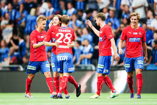 Helsingborgs Darijan Bojanic jublar