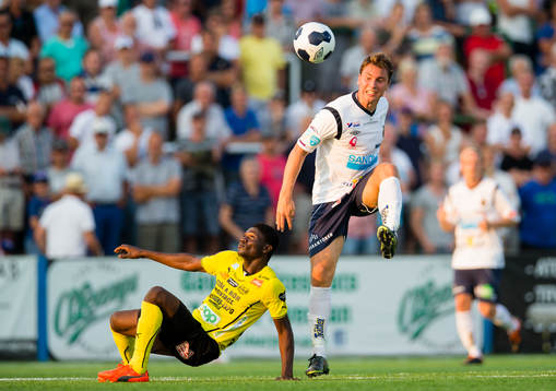 Bläddra bland fler bilder av Fotboll, Allsvenskan, Gefle - Mjällby