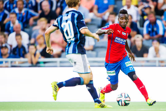 Helsingborgs David Accam utmanar Djurgårdens Simon Tibbling