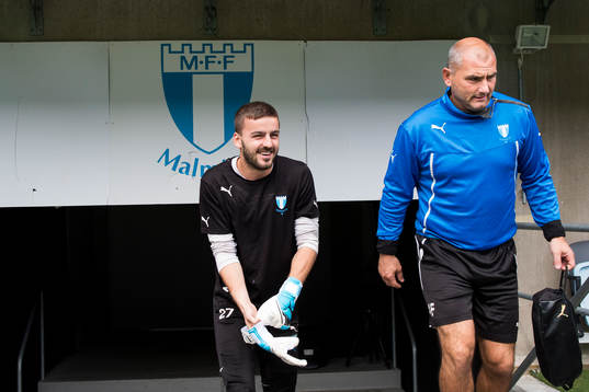 Malmö FFs målvakt Zlatan Azinovic och målvaktstränare