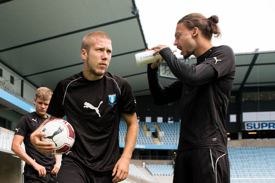 Malmö FFs Anton Tinnerholm och Erik Johansson