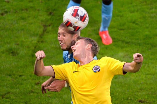 Malmö FFs Anton Tinnerholm och Sparta Prags Ladislav
