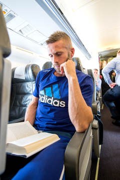 IFK Göteborgs Kjetil Waehler på flyget