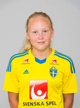 Wilma Wärulf, spelare i F15/99-landslaget i fotboll