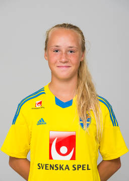 Malin Larsson, spelare i F15/99-landslaget i fotboll