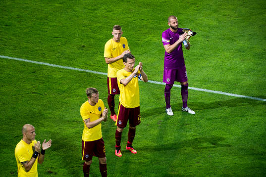 Sparta Prags spelare deppar