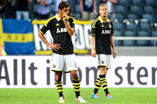s Celso Borges och Per Karlsson deppar