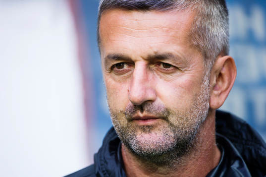 s assisterande tränare Nebojsa Novakovic