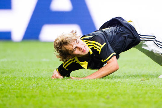s Sam Lundholm