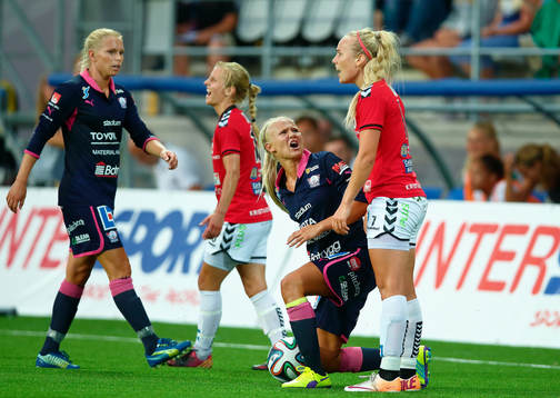 Linköpings Pernille Harder reagerar på Kristianstads