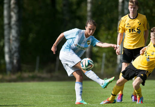 Hässleholms Anton Pramberg i matchen i division 3 mellan