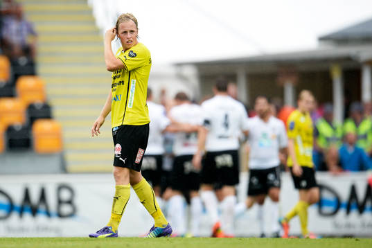 Mjällbys Robin Strömberg deppar