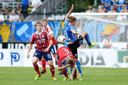 Halmstads Johan Blomberg och Djurgårdens Aleksander