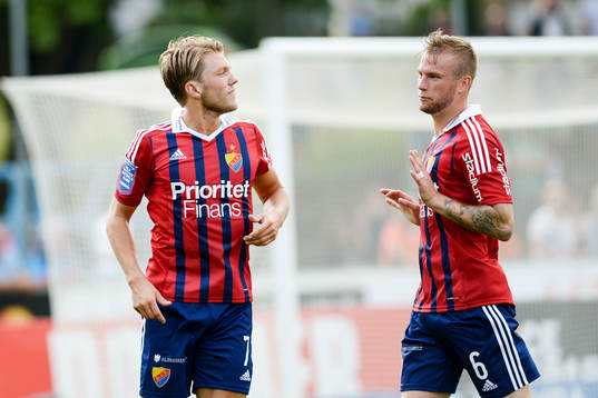 Djurgårdens Martin Broberg jublar