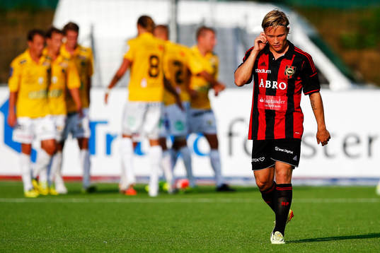 Brommapojkarnas Nicklas Bärkroth deppar