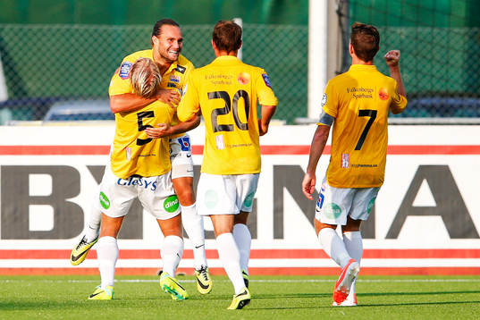Bläddra bland fler bilder av Fotboll, Allsvenskan, Brommapojkarna - Falkenberg