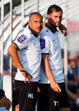 Falkenbergs tränare Henrik Larsson och assisterande