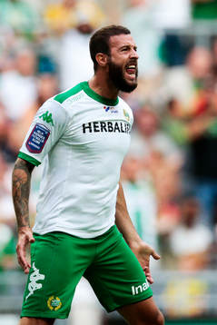 Hammarbys Andreas Haddad reducerar till 1-2 och jublar
