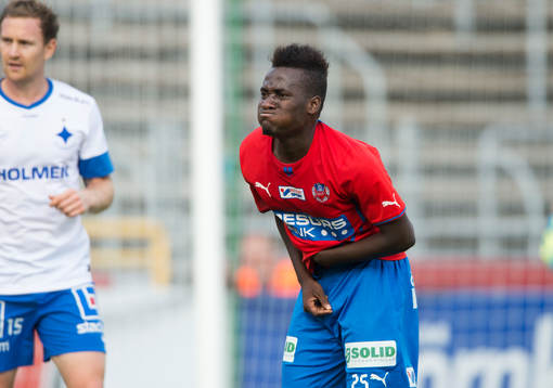 Helsingborgs David Accam i matchen i allsvenskan mellan