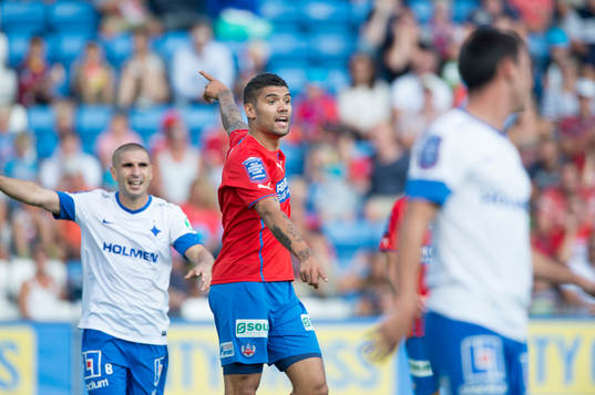 Helsingborgs Victor Palsson i matchen i allsvenskan mellan