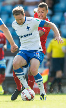 Helsingborgs Jordan Larsson mot Norrköpings Marcus Falk