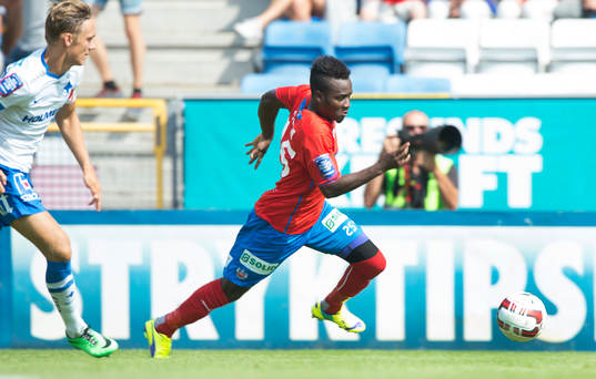 Helsingborgs David Accam i matchen i allsvenskan mellan