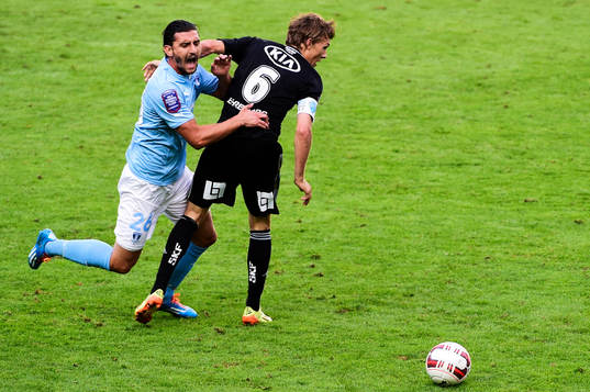 Malmö FFs Agon Mehmeti och IFK Göteborgs Ludwig