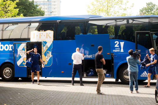 IFK Göteborg anländer