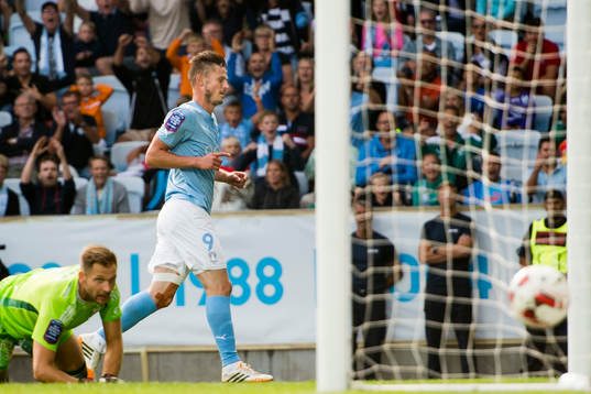 Malmö FFs Markus Rosenberg jublar