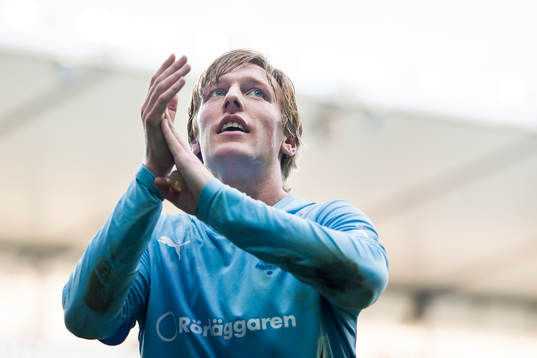 Malmö FFs Emil Forsberg tackar publiken