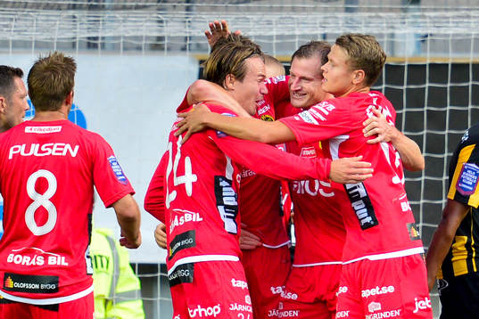 Elfsborgs spelare jublar