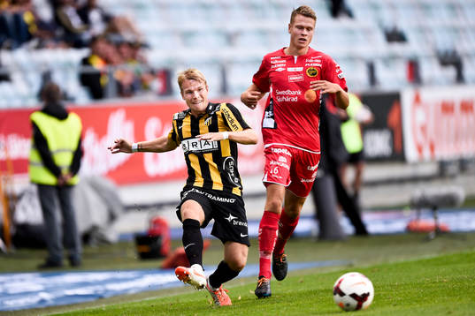 Häckens Oscar Lewicki och Elfsborgs Viktor Claesson