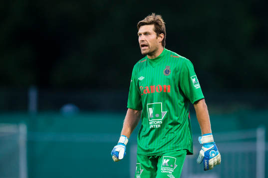 Gefles målvakt Emil Hedvall