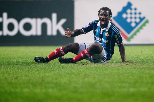 Djurgårdens Amadou Jawo reagerar