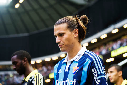 Djurgårdens Aleksandar Prijovic gör entré till