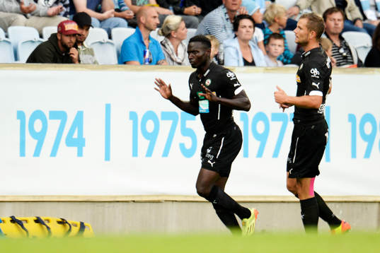 Örebros Alhassan Kamara jublar