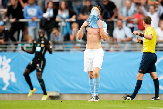 Malmö FFs Markus Rosenberg och Örebros Alhassan Kamara