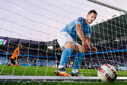 Bläddra bland fler bilder av Fotboll, Allsvenskan, Malmö FF - Örebro