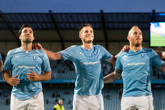 Malmö FFs Matias Concha (tv) Markus Rosenberg (m) och