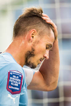 Malmö FFs Markus Rosenberg deppar
