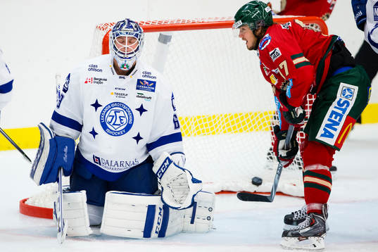 Leksands målvakt Oscar Alsenfelt deppar